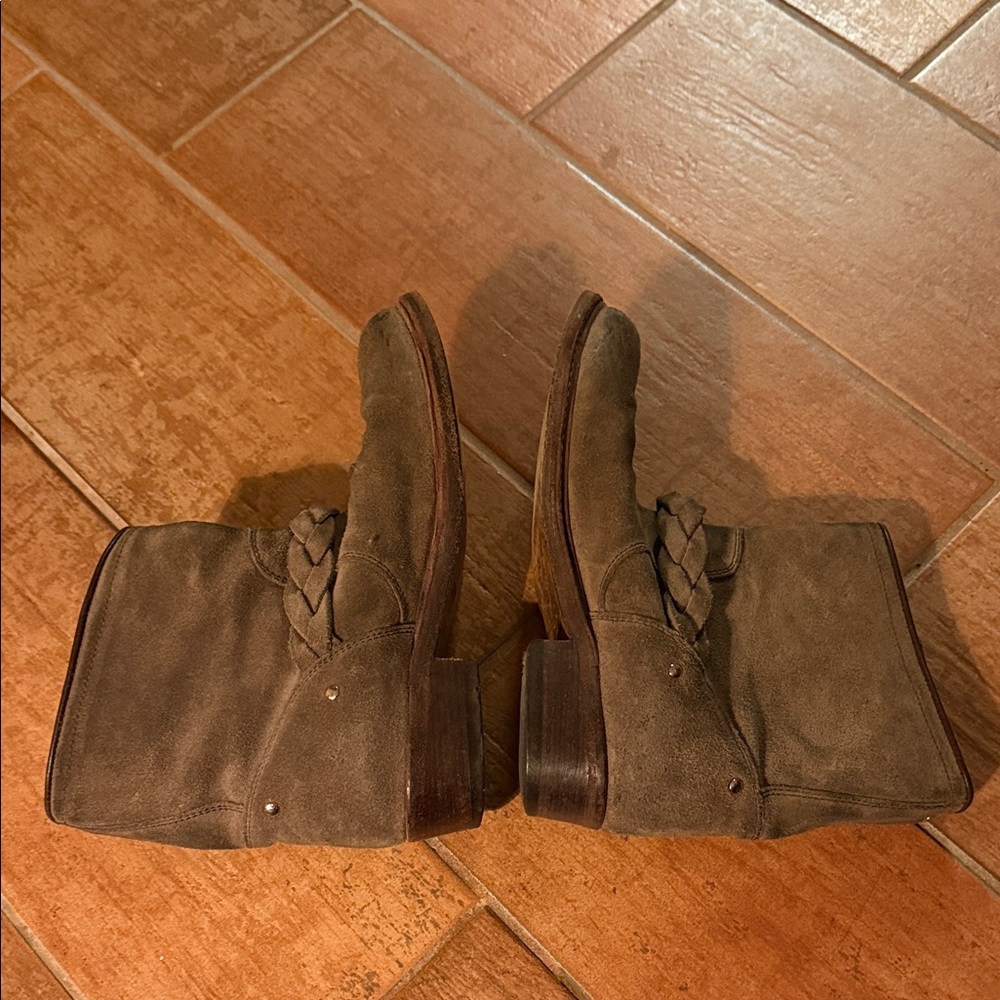 Golden Goose Brown / Taupe Ankle Boots - Picture 7 of 8